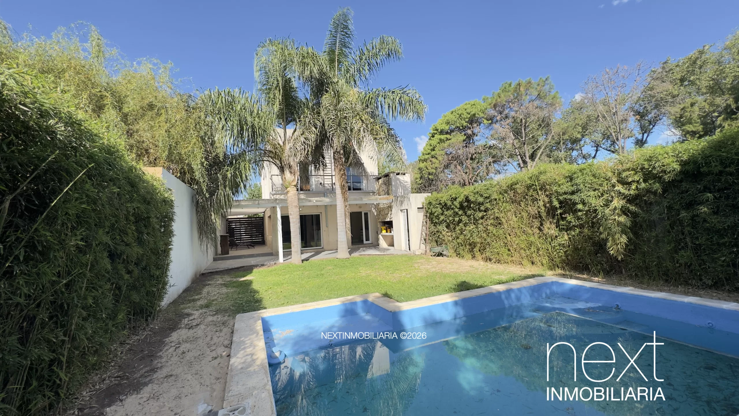 VENTA CASA 3 DORMITORIOS EN ALDEA FISHERTON ROSARIO – APTO CRÉDITO Y PERMUTA