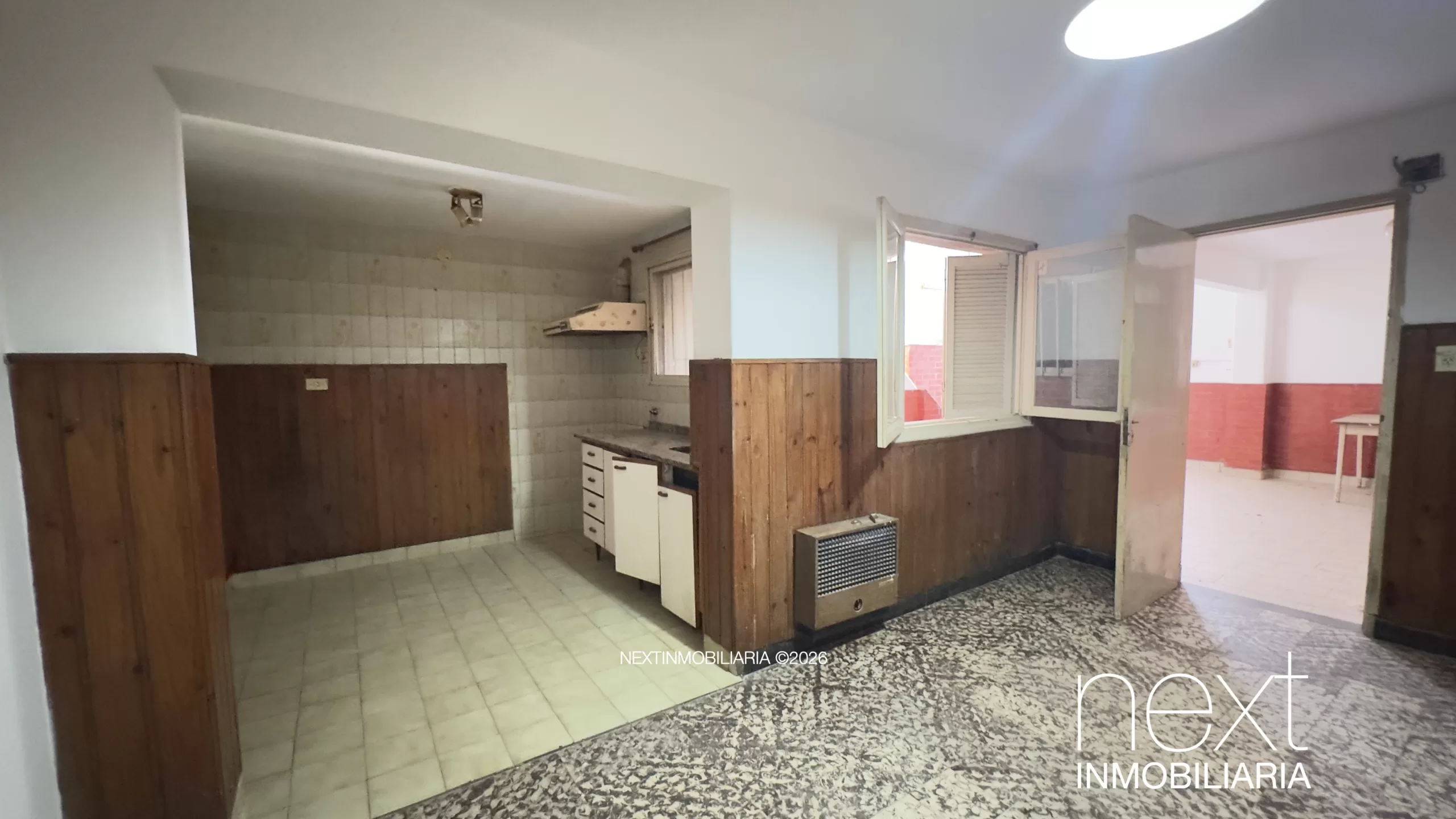 VENTA DE CASA DE PASILLO DE 2 DORMITORIOS  LORD KELVIN AL 2000 | ROSARIO